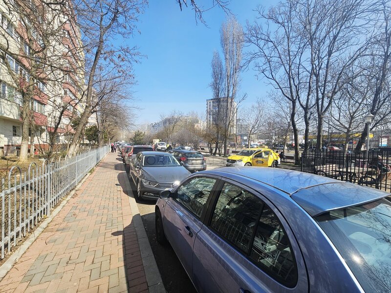 Mihai Bravu, spatiu de inchiriat, parter, ideal manichiura, masaj, birou.